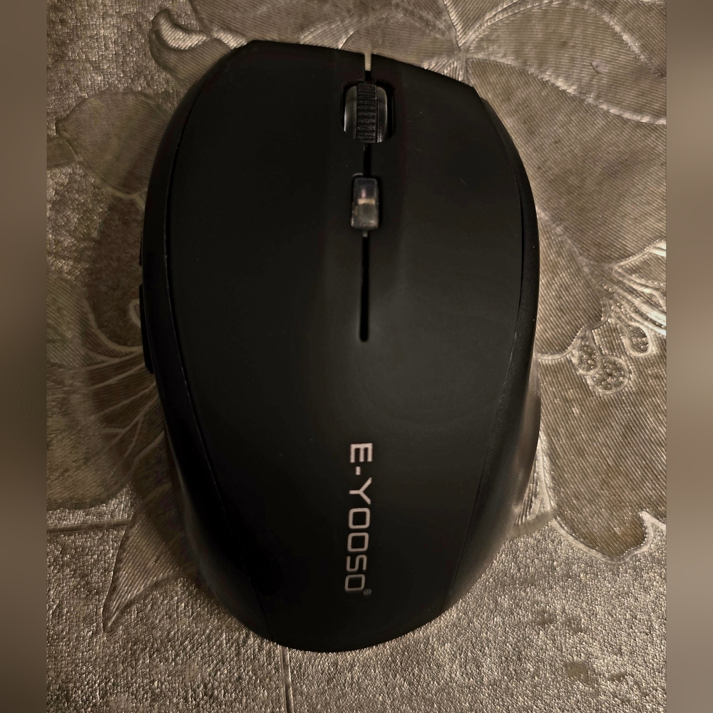 E-YOOSO Bluetooth Wireless Mouse (Black)